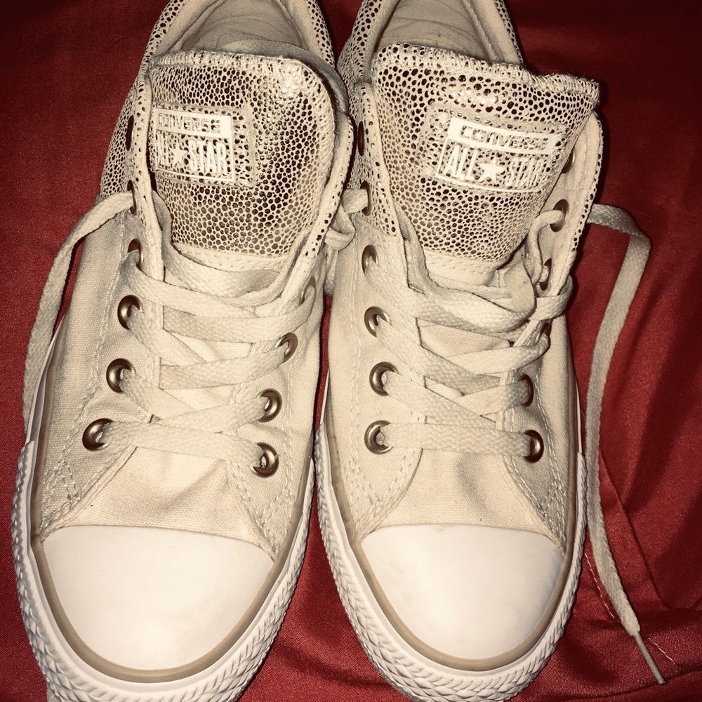 Gold Converse - Picture 2 of 5